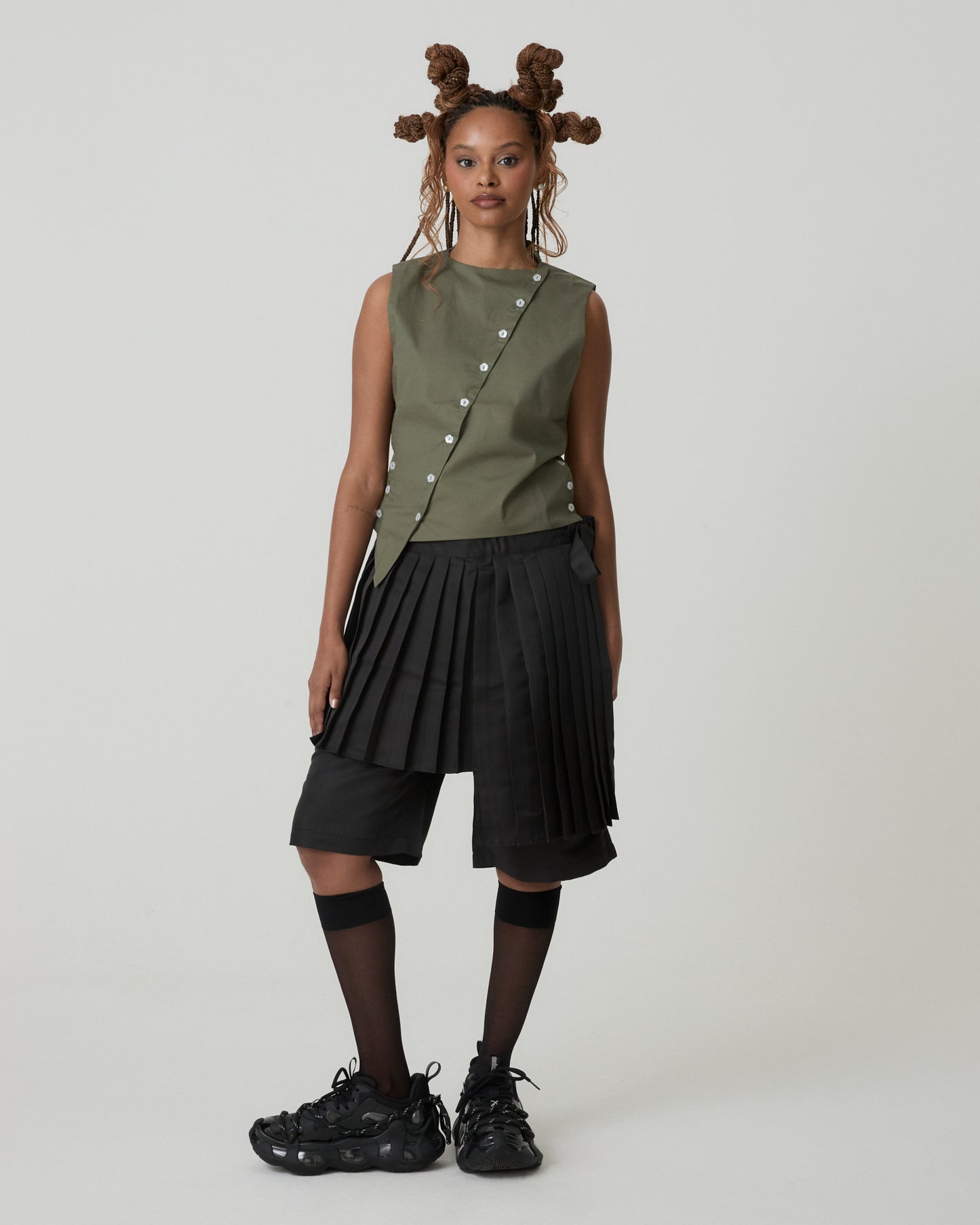 Shorts Saia Lily preto