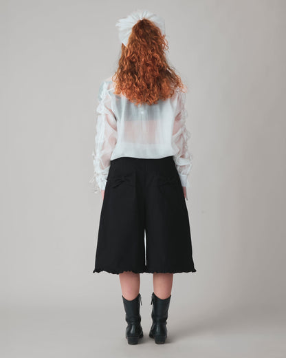 Jorts Leoni Preto — look costas