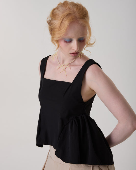 TOP DAKOTA PRETO
